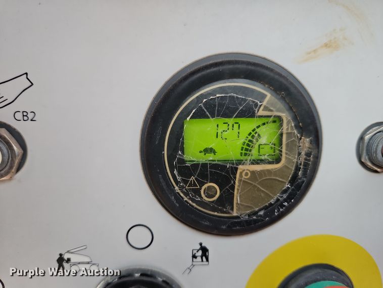 image for item DT7582 2017 Skyjack SJ30 ARJE boom lift