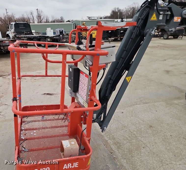 image for item DT7582 2017 Skyjack SJ30 ARJE boom lift