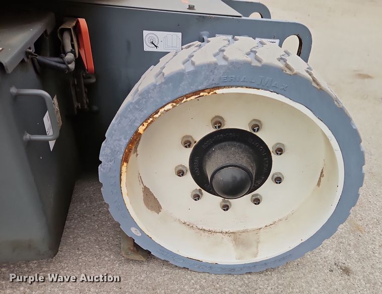 image for item DT7582 2017 Skyjack SJ30 ARJE boom lift