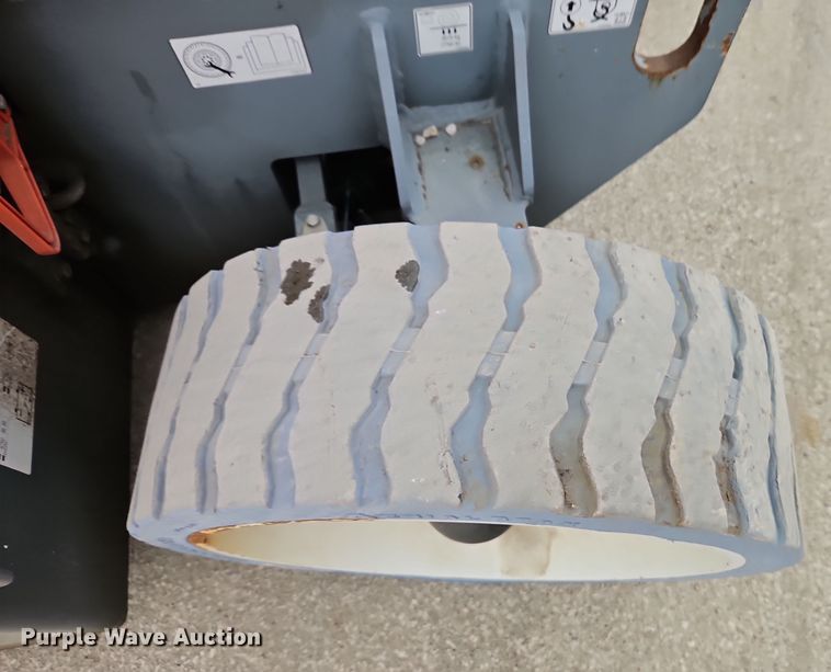 image for item DT7582 2017 Skyjack SJ30 ARJE boom lift