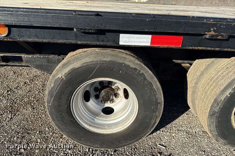 image for item EG2283 2015 PJ Trailers equipment trailer