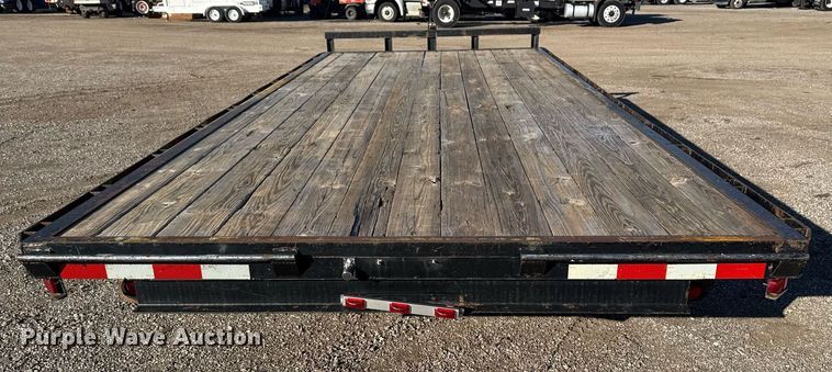 image for item EG2303 2013 Carry-On utility trailer
