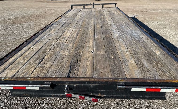image for item EG2303 2013 Carry-On utility trailer