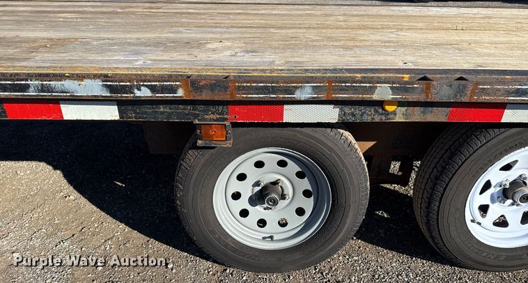 image for item EG2303 2013 Carry-On utility trailer