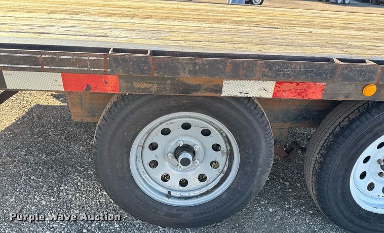 image for item EG2303 2013 Carry-On utility trailer