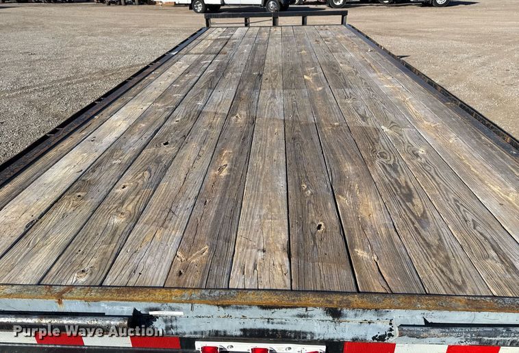 image for item EG2305 2013 Carry-On utility trailer