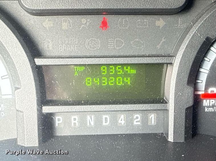 image for item EG2319 2018 Ford E450 Super Duty refrigerated truck