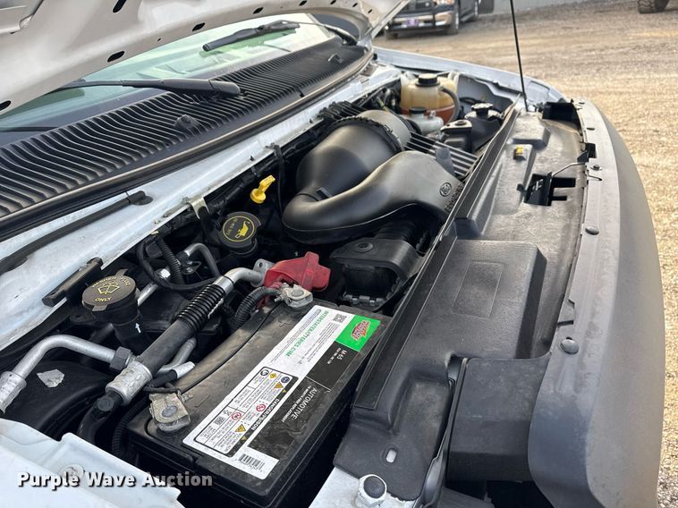 image for item EG2319 2018 Ford E450 Super Duty refrigerated truck