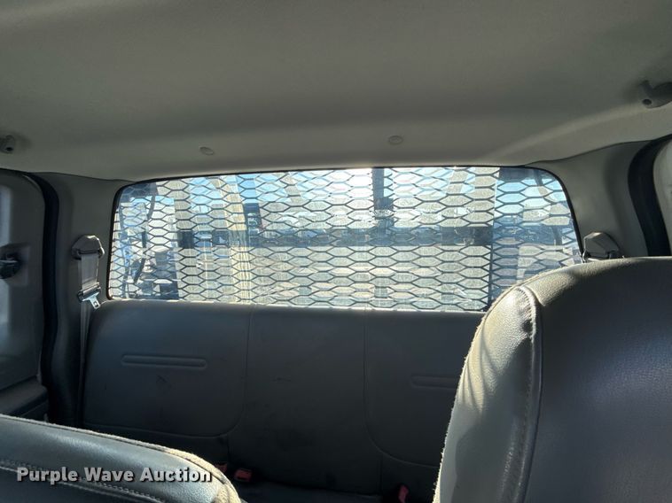 image for item EG2334 2006 Ford F750 Super Duty SuperCab flatbed truck