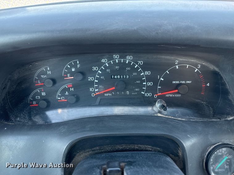 image for item EG2334 2006 Ford F750 Super Duty SuperCab flatbed truck