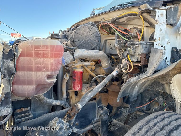 image for item EG2334 2006 Ford F750 Super Duty SuperCab flatbed truck