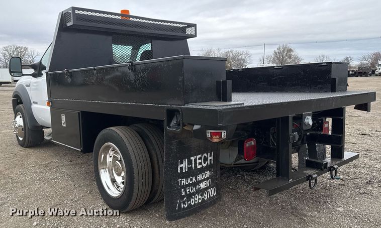 image for item EG2369 2005 Ford F550 Super Duty flatbed truck