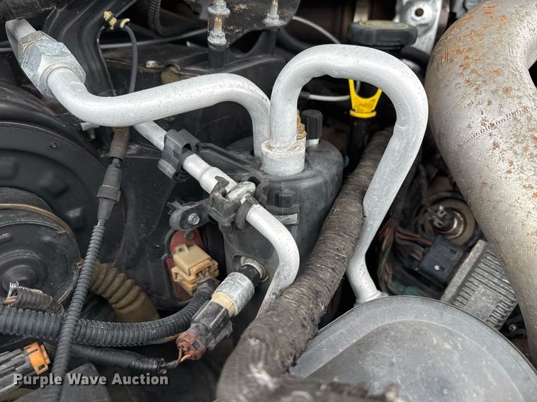 image for item EG2369 2005 Ford F550 Super Duty flatbed truck