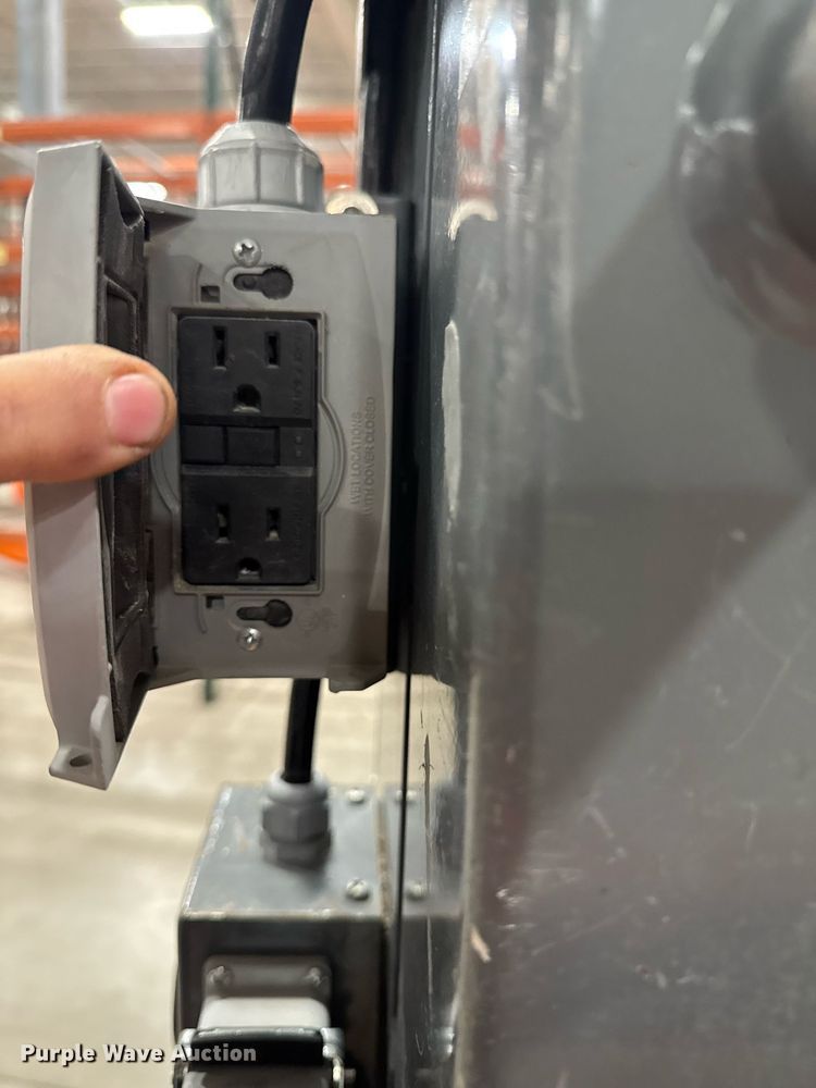 image for item EG7069 2017 Skyjack SJ16 vertical lift