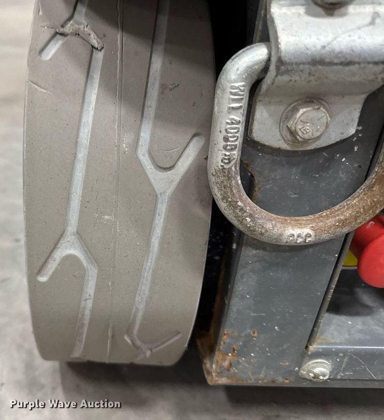 image for item EG7069 2017 Skyjack SJ16 vertical lift