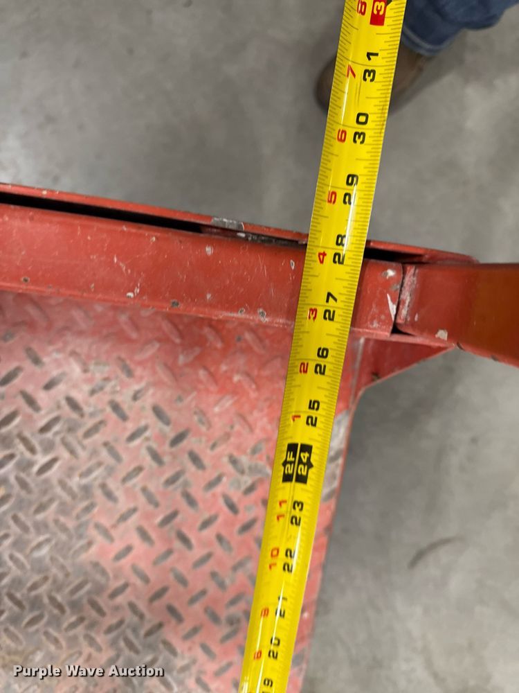 image for item EG7071 2017 Skyjack SJ16 vertical lift