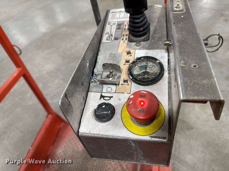 image for item EG7071 2017 Skyjack SJ16 vertical lift