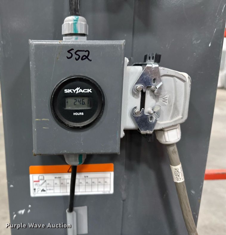 image for item EG7071 2017 Skyjack SJ16 vertical lift