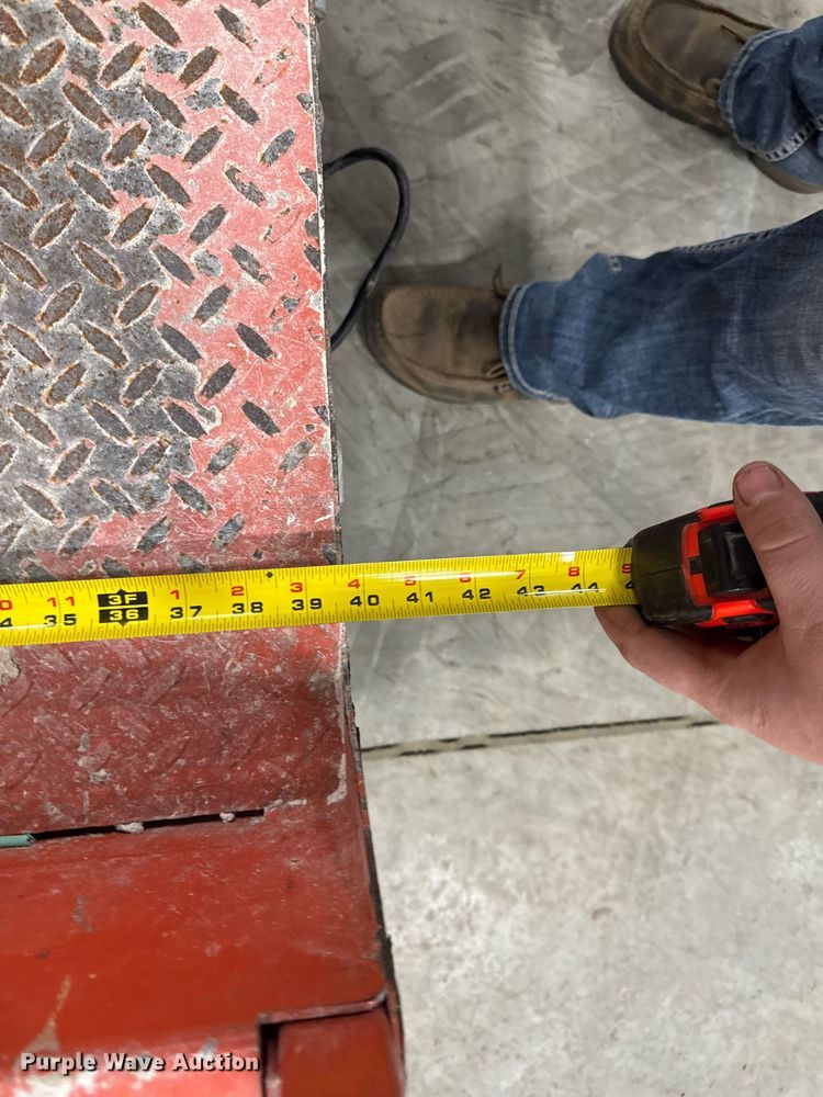 image for item EG7072 2017 Skyjack SJ16 vertical lift