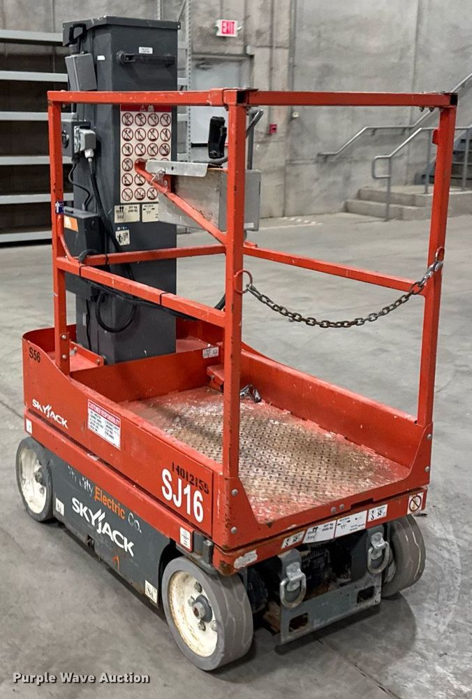 image for item EG7073 Skyjack SJ16 vertical lift