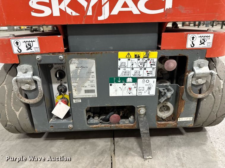 image for item EG7073 Skyjack SJ16 vertical lift