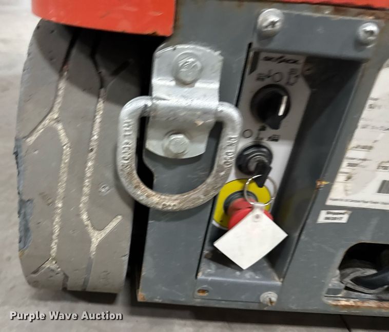 image for item EG7073 Skyjack SJ16 vertical lift