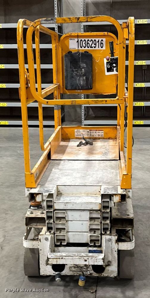 image for item EG7074 2015 Hy-Brid HB-1430 scissor lift