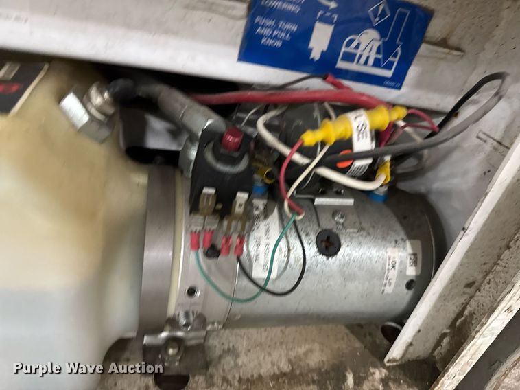 image for item EG7074 2015 Hy-Brid HB-1430 scissor lift