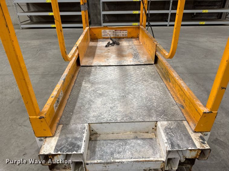 image for item EG7074 2015 Hy-Brid HB-1430 scissor lift