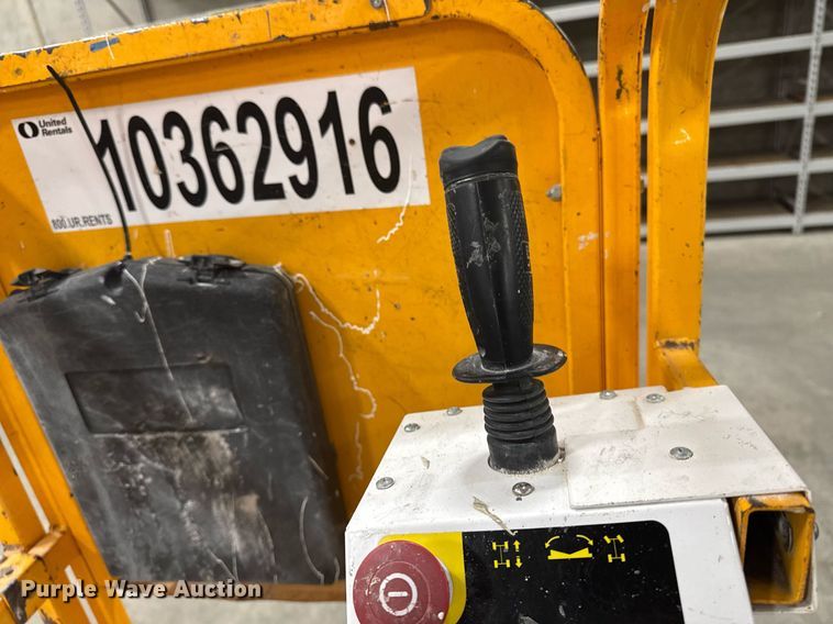 image for item EG7074 2015 Hy-Brid HB-1430 scissor lift