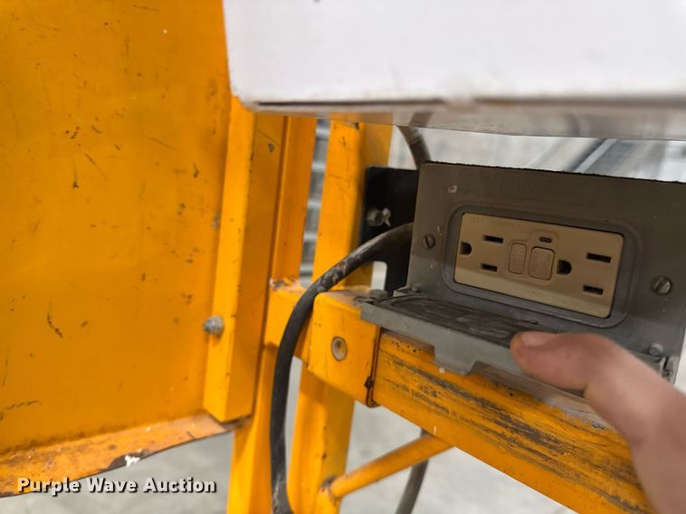 image for item EG7074 2015 Hy-Brid HB-1430 scissor lift