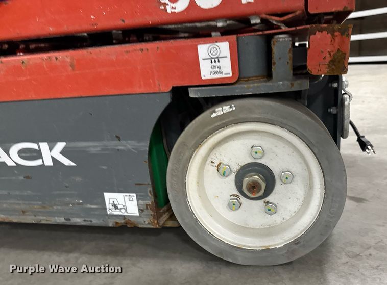 image for item EG7075 2017 Skyjack SJ16 vertical lift