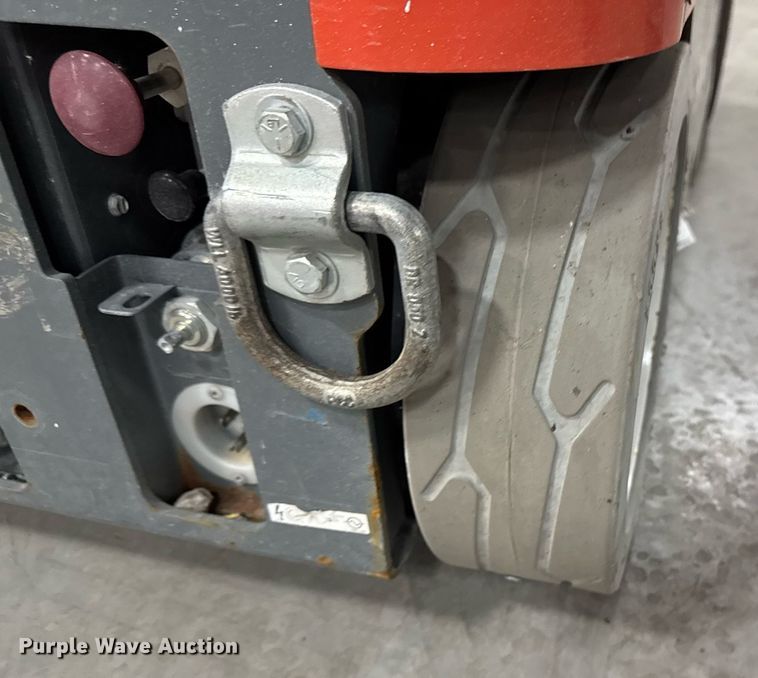 image for item EG7075 2017 Skyjack SJ16 vertical lift