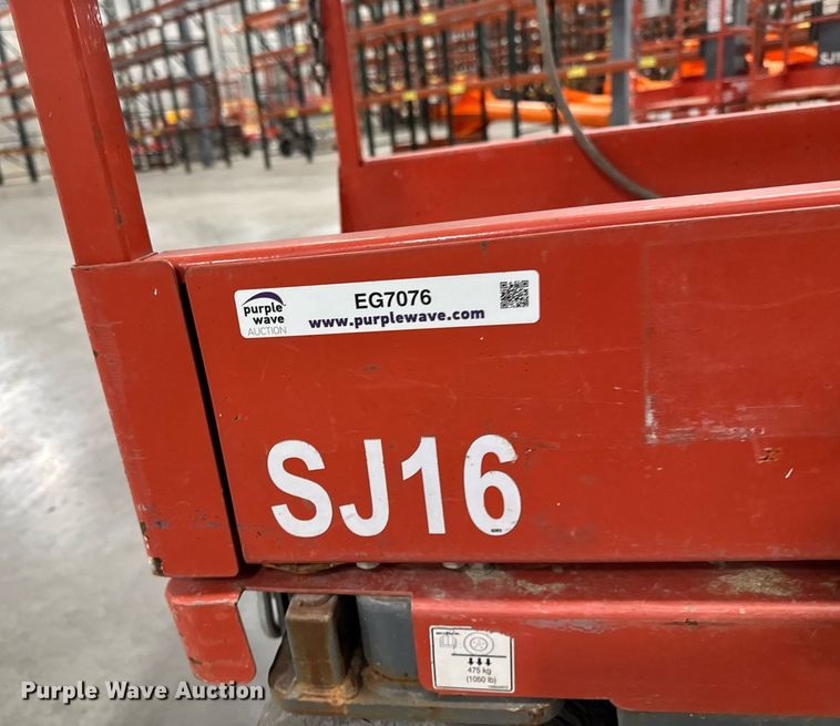 image for item EG7076 2017 Skyjack SJ16 vertical lift
