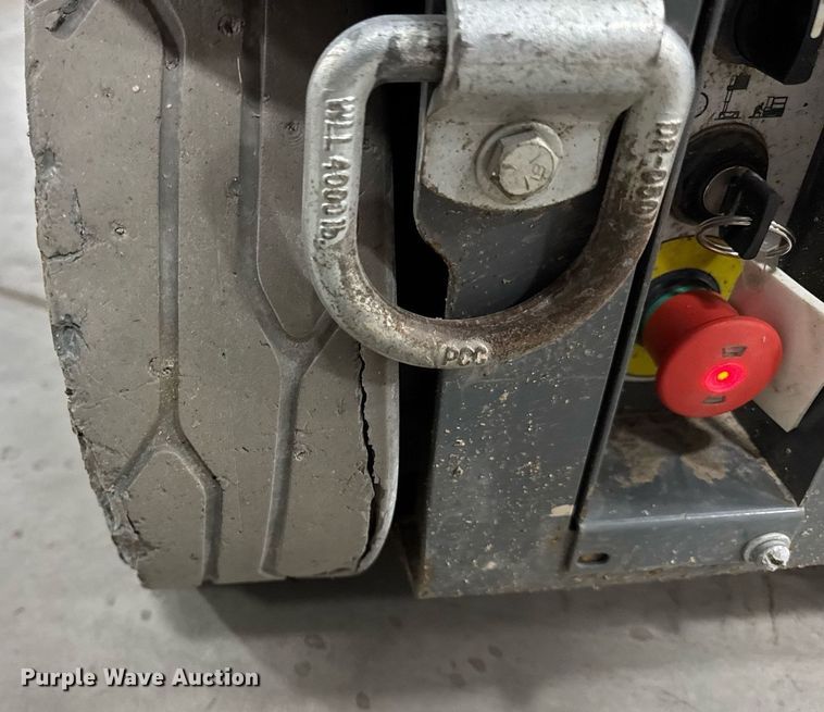 image for item EG7076 2017 Skyjack SJ16 vertical lift