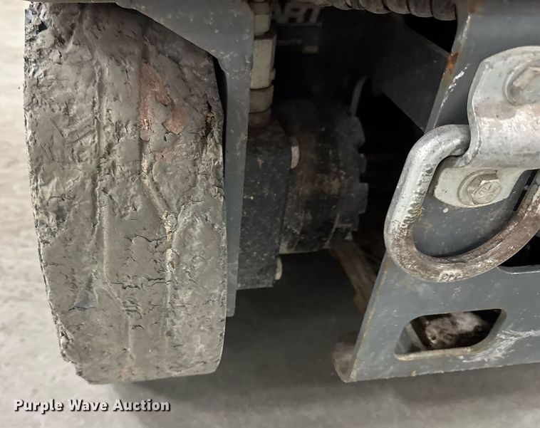 image for item EG7076 2017 Skyjack SJ16 vertical lift