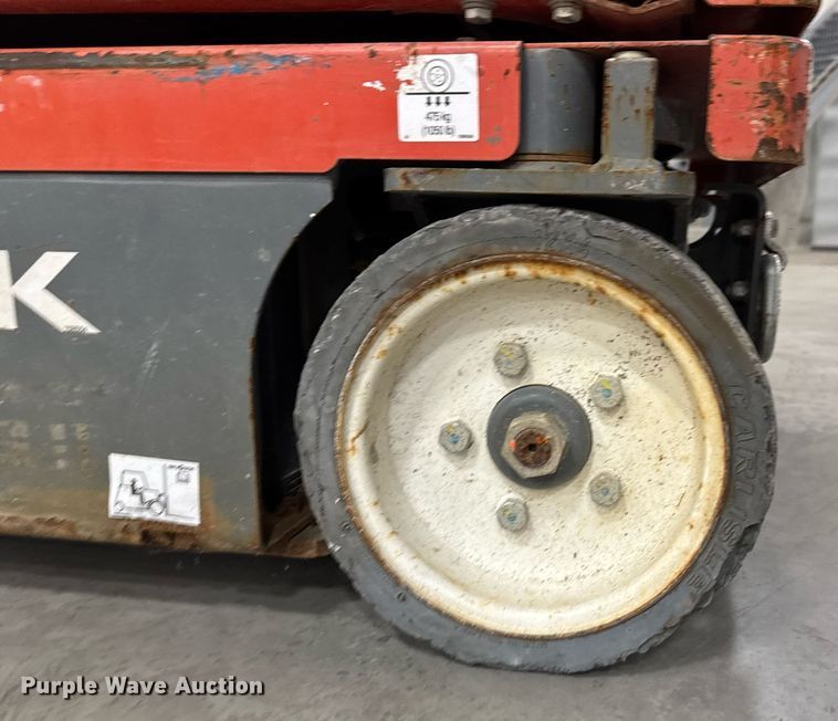 image for item EG7076 2017 Skyjack SJ16 vertical lift