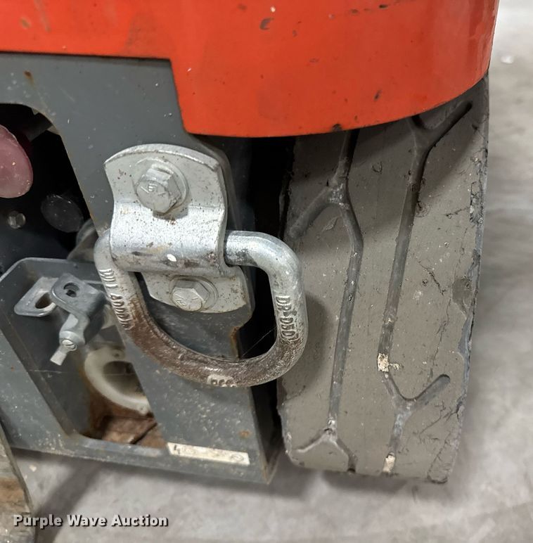 image for item EG7076 2017 Skyjack SJ16 vertical lift