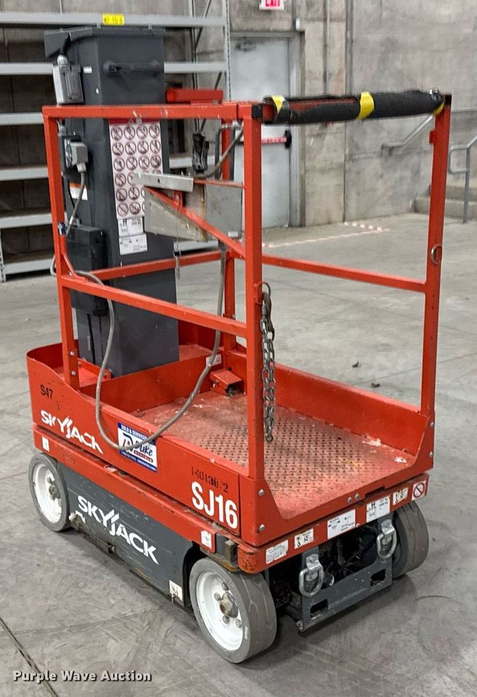 image for item EG7077 Skyjack SJ16 vertical lift