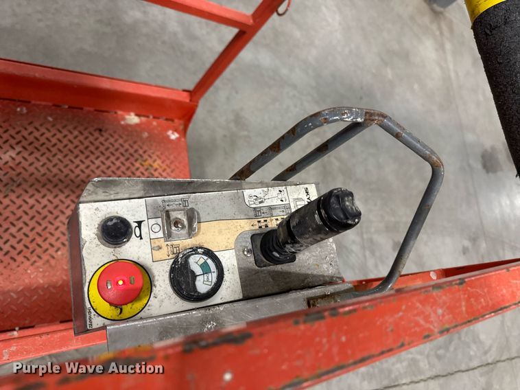 image for item EG7077 Skyjack SJ16 vertical lift