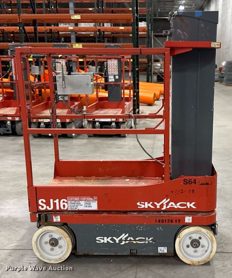 image for item EG7078 2017 Skyjack SJ16 vertical lift