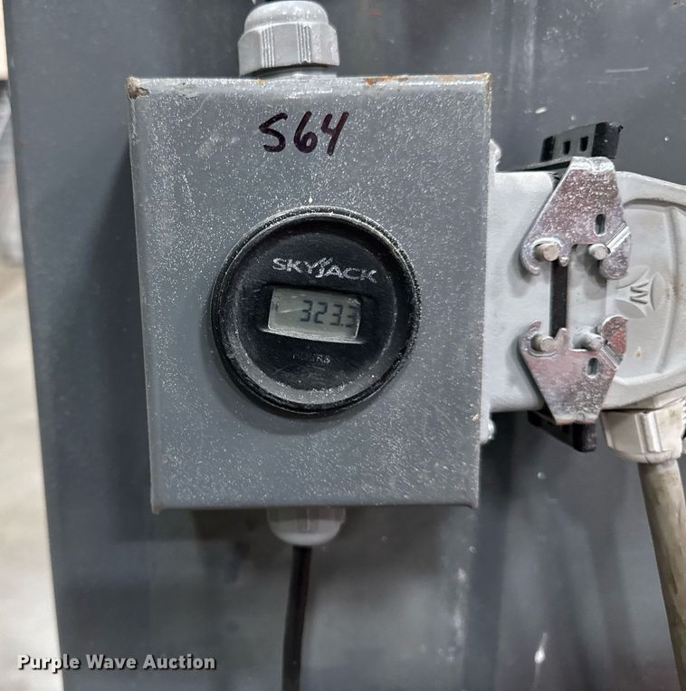 image for item EG7078 2017 Skyjack SJ16 vertical lift