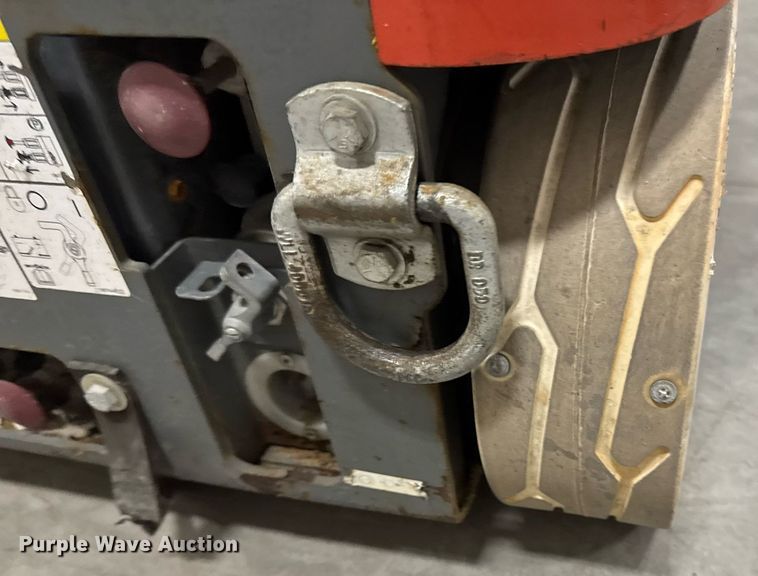 image for item EG7078 2017 Skyjack SJ16 vertical lift