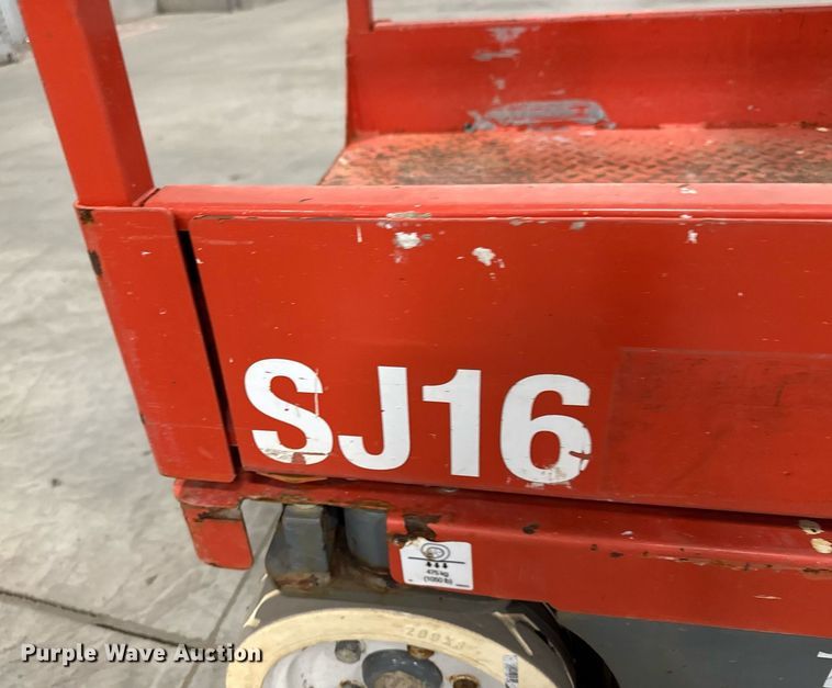 image for item EG7079 2017 Skyjack SJ16 vertical lift