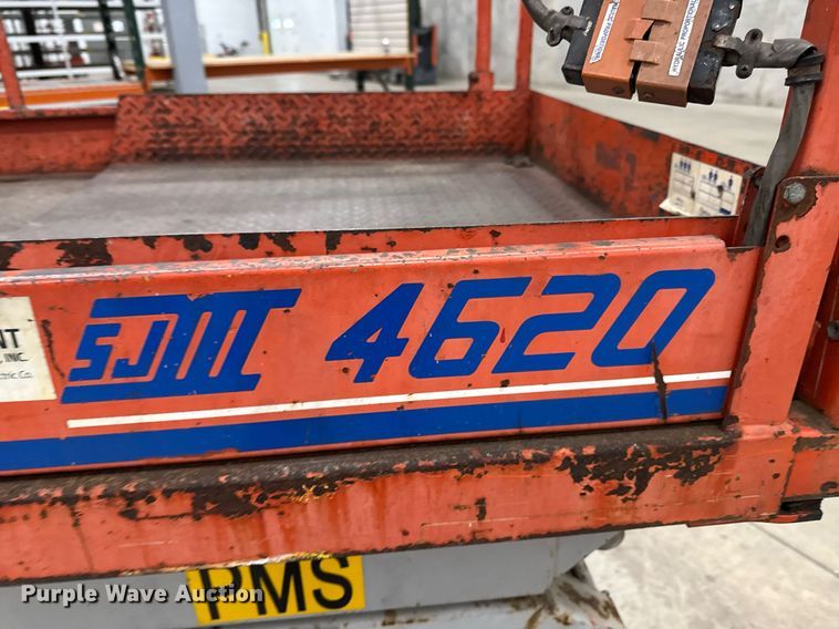 image for item EG7081 1999 Skyjack SJ-4620 scissor lift