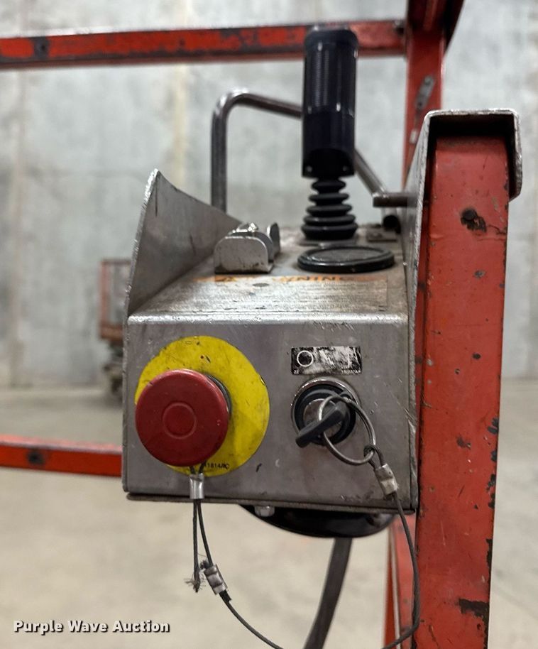 image for item EG7081 1999 Skyjack SJ-4620 scissor lift