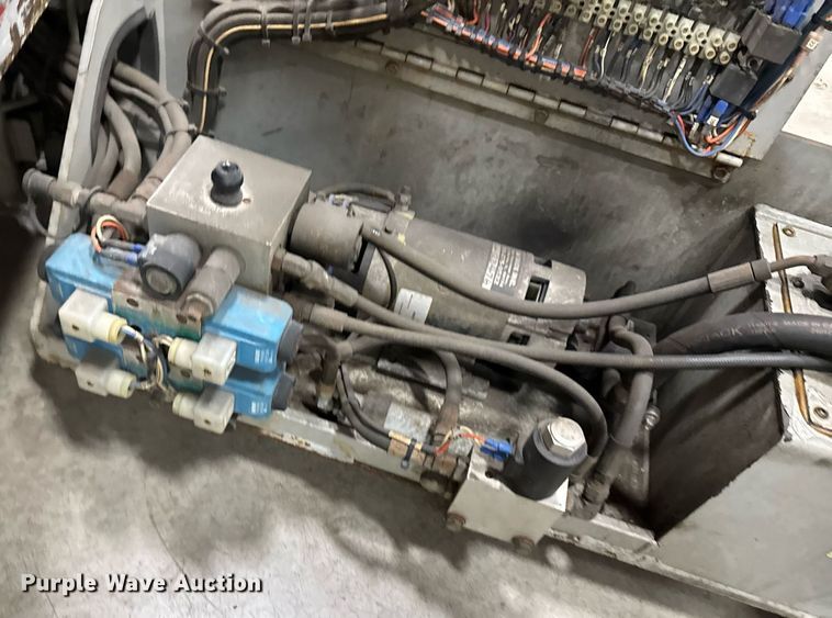 image for item EG7081 1999 Skyjack SJ-4620 scissor lift