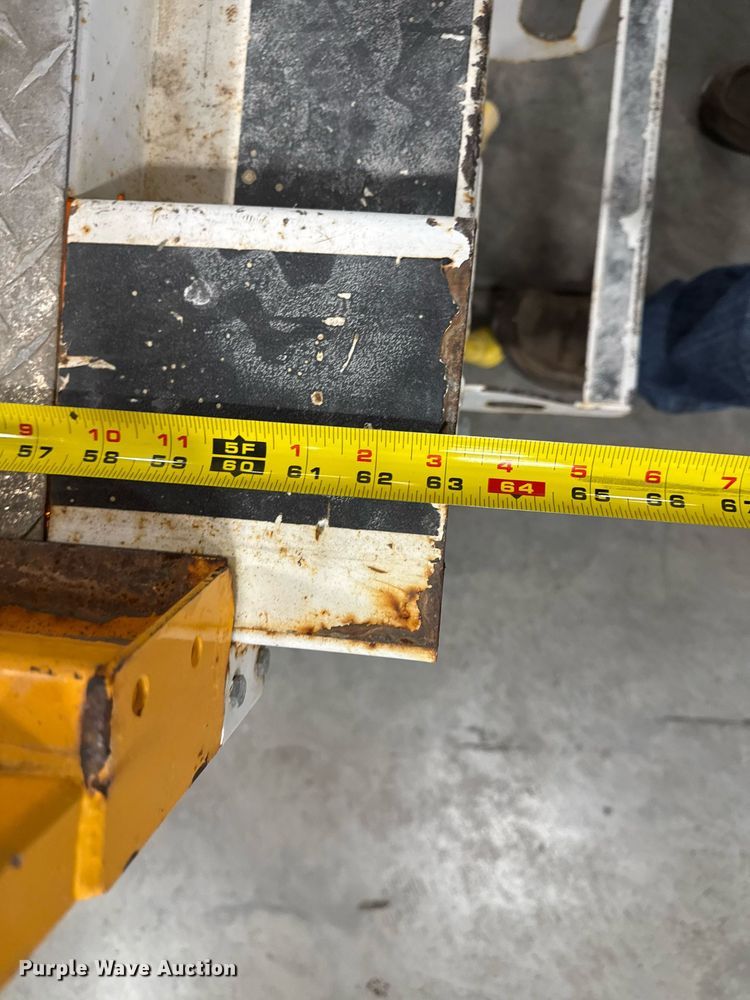 image for item EG7083 2016 Hy-Brid HB-1430 scissor lift