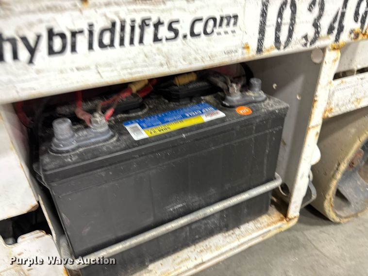 image for item EG7084 2015 Hy-Brid HB-1430 scissor lift