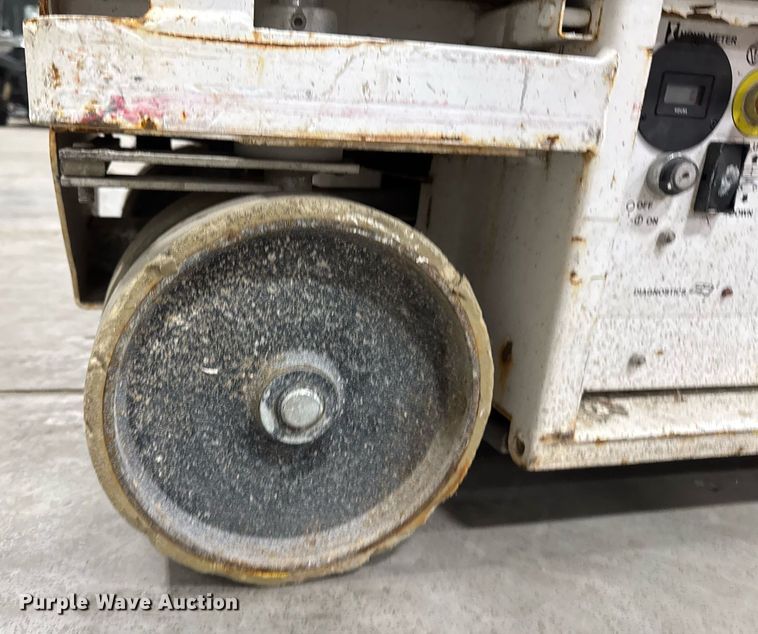 image for item EG7084 2015 Hy-Brid HB-1430 scissor lift